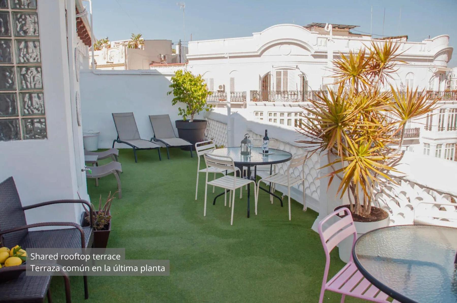 Valencia Apartamentos Goya Exterior foto